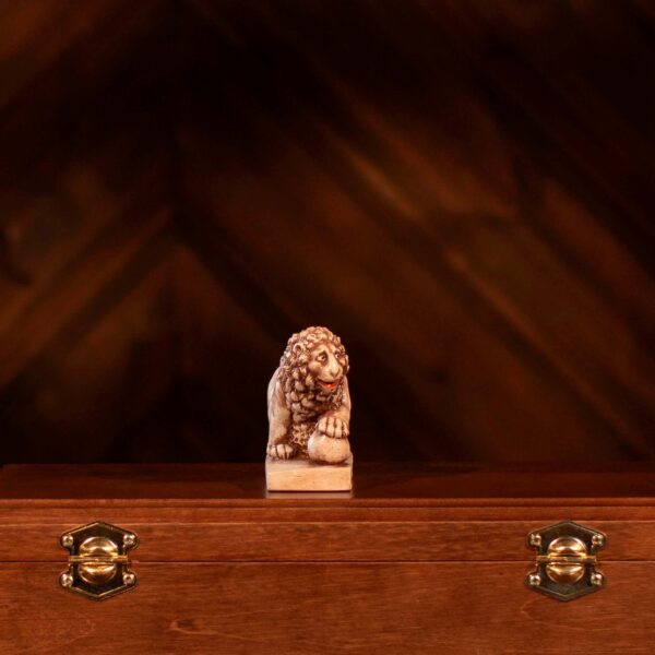 Ceramic souvenir "Swedish Lion" - Image 3
