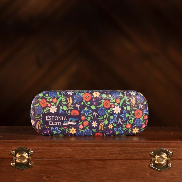 Eyeglass case with a floral print