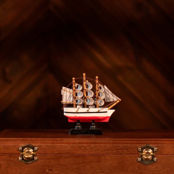 Decorative sailboat 10cm - Image 2